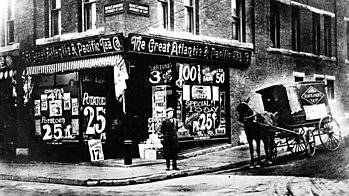 An A&P Storefront Circa 1915