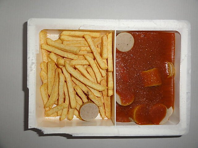 Media Name: 640px-frozen_microwave_food_tv_dinner_currywurst_with_french_fries.jpg